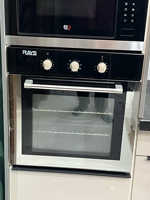 Rays electric oven built in 2