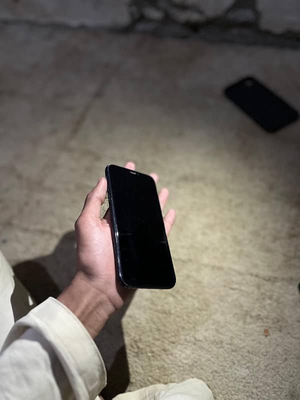 iphone xr pnl chng but original faceid on faktry unlok non pta 64gb 6