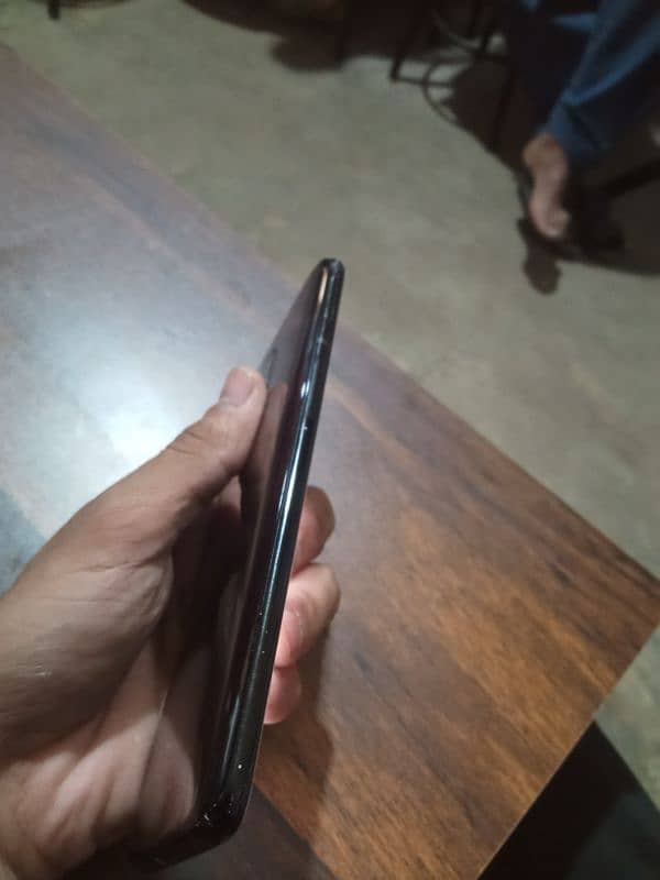 OnePlus 6T(8 128GB) 3