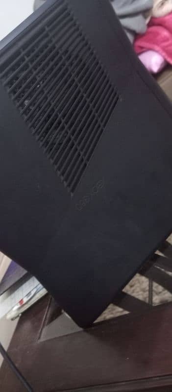 XBOX 360 LIMITED EDITION 2017. PURE BLACK. 3