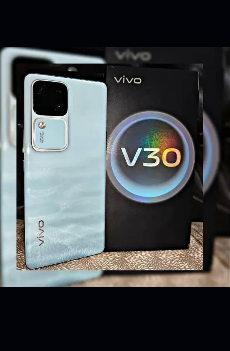 Vivo V30 5G  16/256 GB With Box 10 Months Warranty Remaining 3