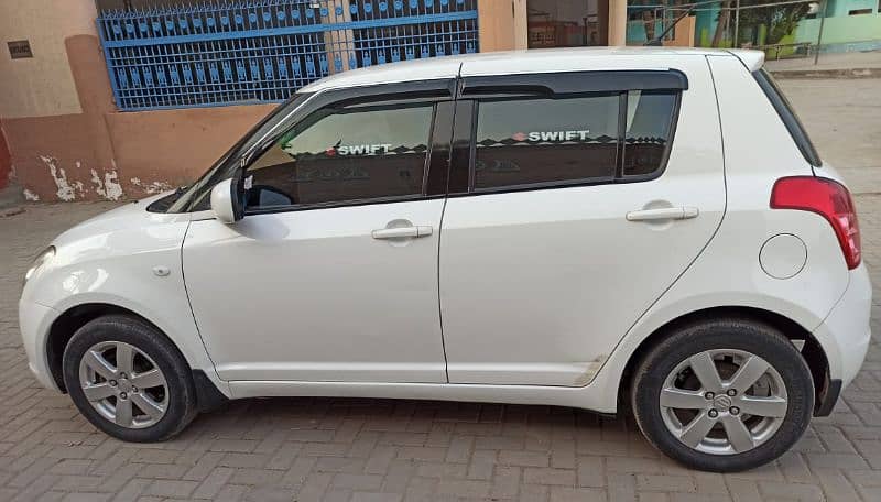 Suzuki Swift 2013 Antique car 15