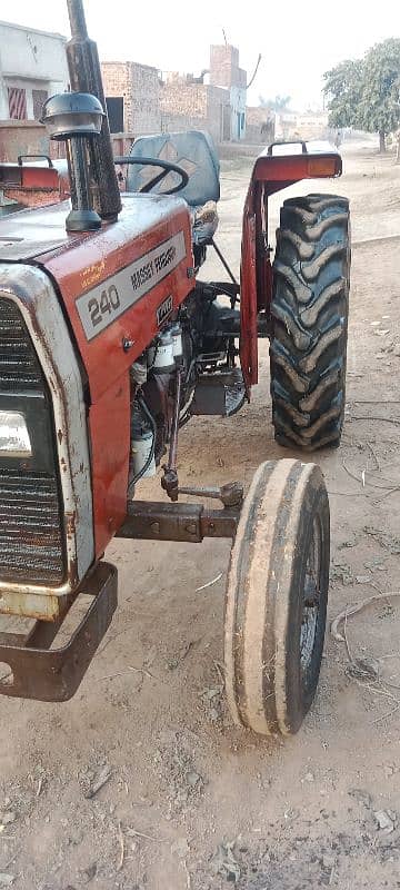 for sale tractor Massey 240 2