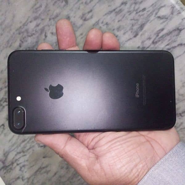 apple i phone 7 plus 128 gb PTA Approved 1