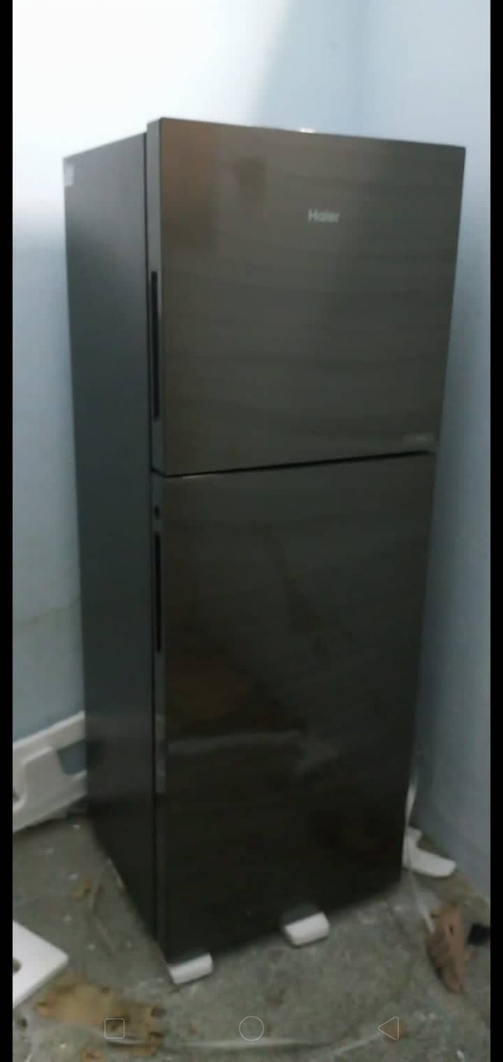 Haier refrigerator hrf336 black glass door 0