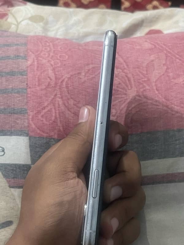 iphone x Mobile off 5