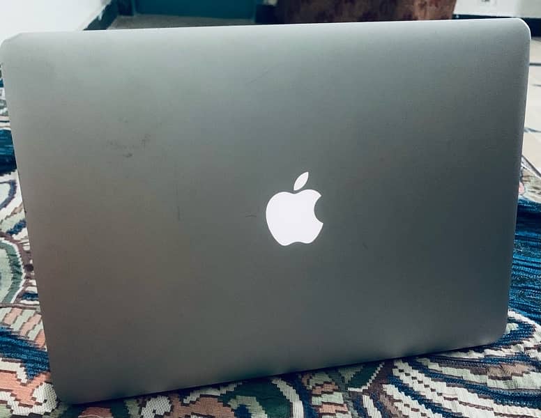 MacBook Air (13-inch, Mid 2013) 4