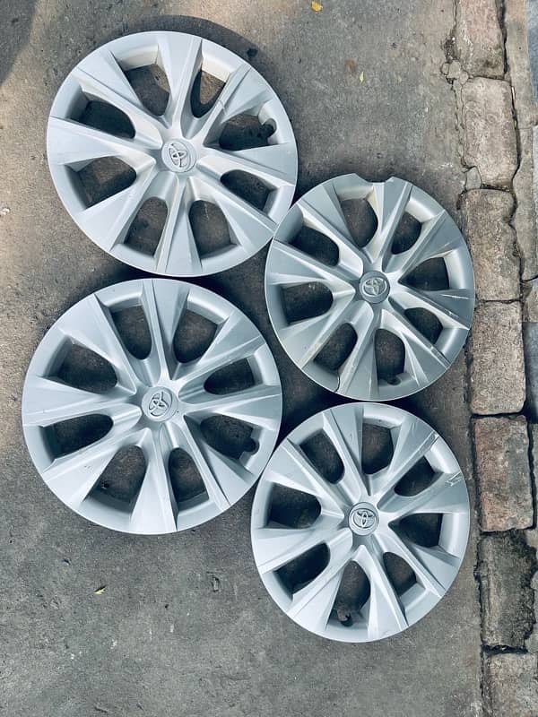 gli 2020 original wheel caps 1