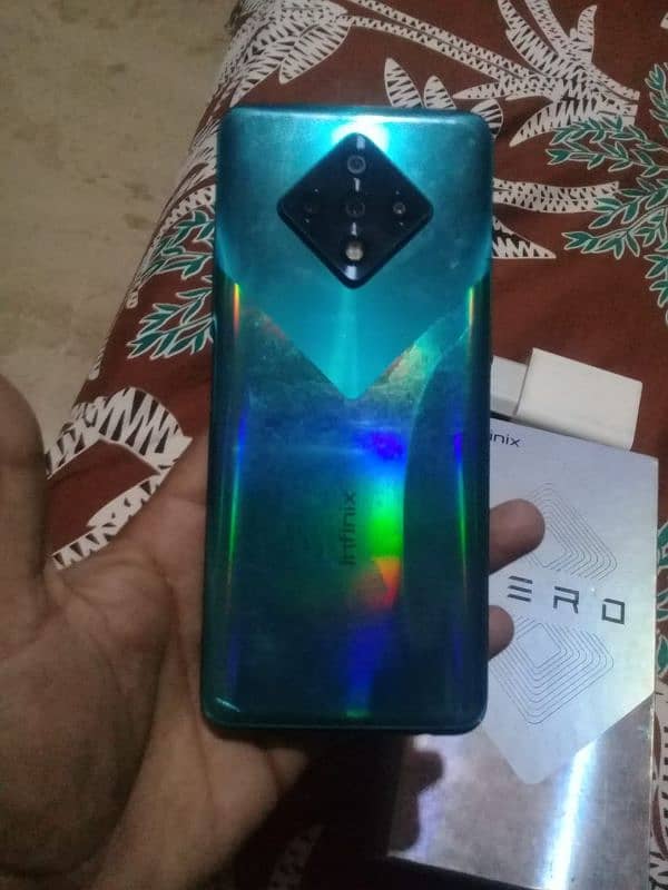 infinix zero 8 (8/128) with box and charger 1