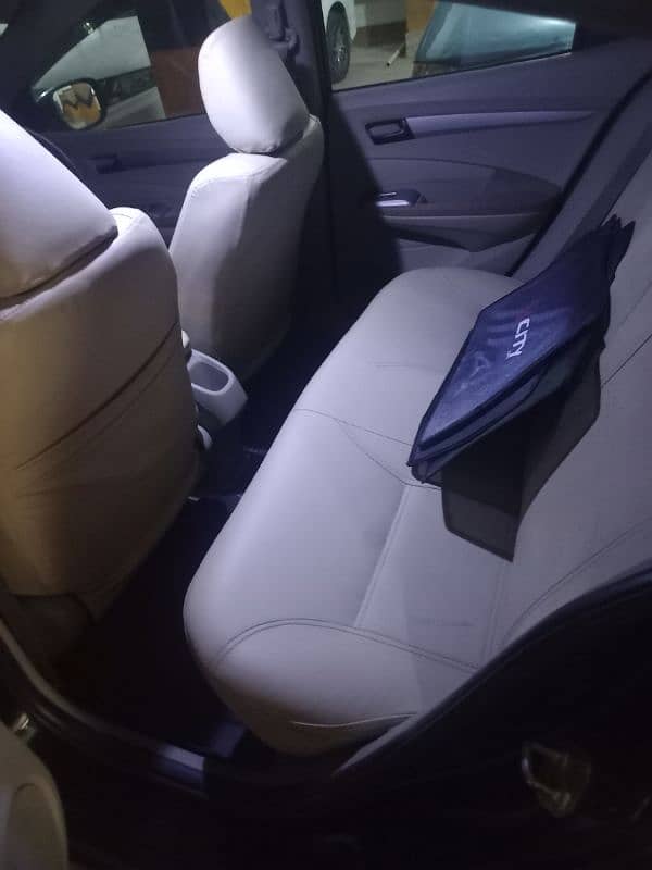 Honda City IVTEC 2018 8