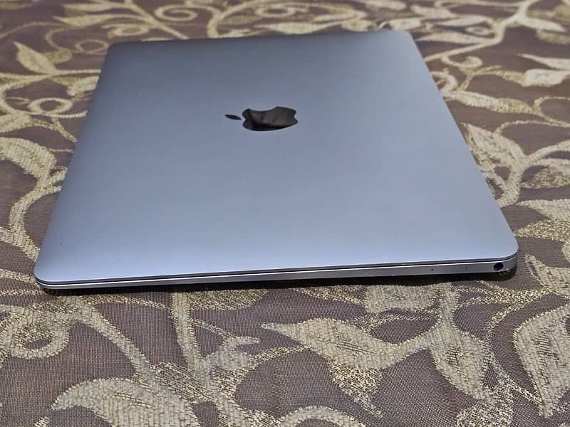 MacBook retina 12inch 1