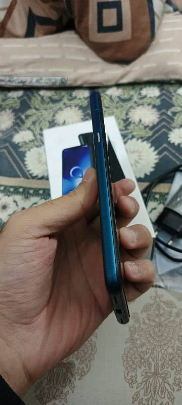 Alcatel 3x full box (6/128gb) 10/10 condition 5