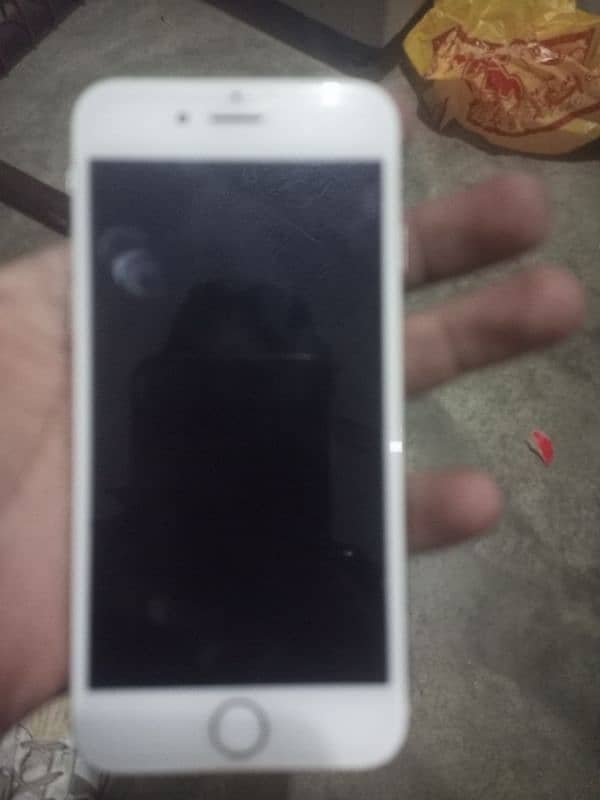 hi iam selling 6s 16gb 2