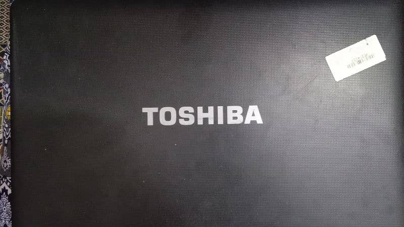 Toshiba satellite good condition good battery 250 hd 2