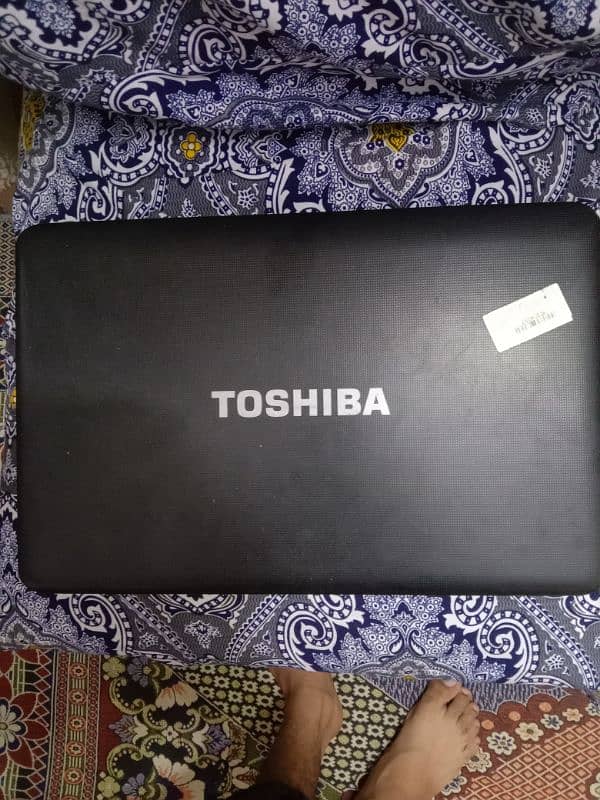 Toshiba satellite good condition good battery 250 hd 4