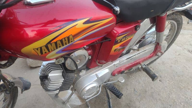 YAMAHA 2 stroke argent sale 2