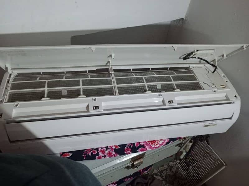 orient 1.5 ton dc inverter good condition 3