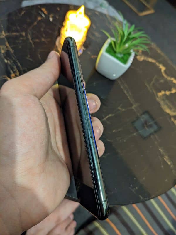 iPhone 11 Pro 256 Midnight Green Non PTA 3