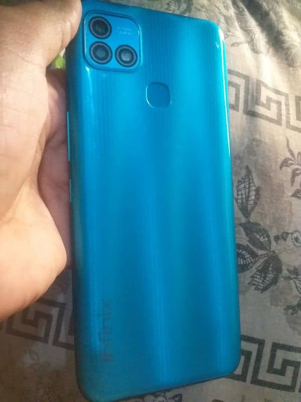 infinix hot 10i 6/128gb new condition all  finger prints ok PTA prove 3