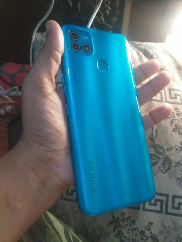 infinix hot 10i 6/128gb new condition all  finger prints ok PTA prove 4