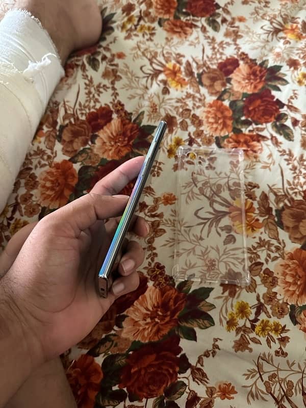 Samsung note 10 plus 8/256 gb storage condition is lush 4