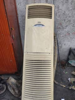 4 ton cabnit Ac good condition