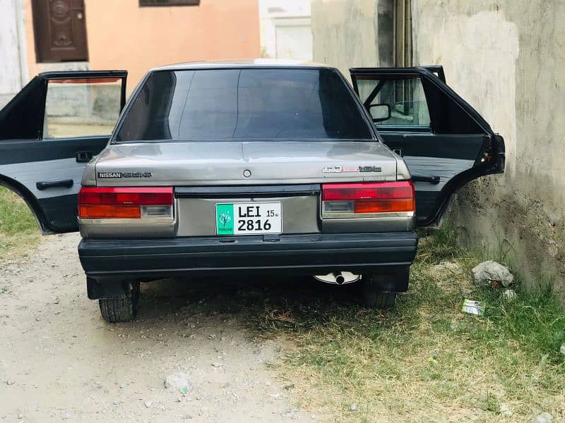 Nissan Sunny 1987 12