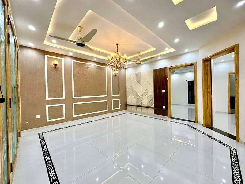 Luxurious Designer 10 Marla Brand New House For Sale In Bahria Town Lahore 1