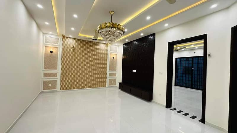 Corner Luxurious Designer 12 Marla Brand New House With Basement For Sale In Bahria Town Lahore 20