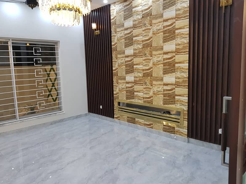 Luxurious Designer 10 Marla Brand New House For Sale In Bahria Town Lahore 27