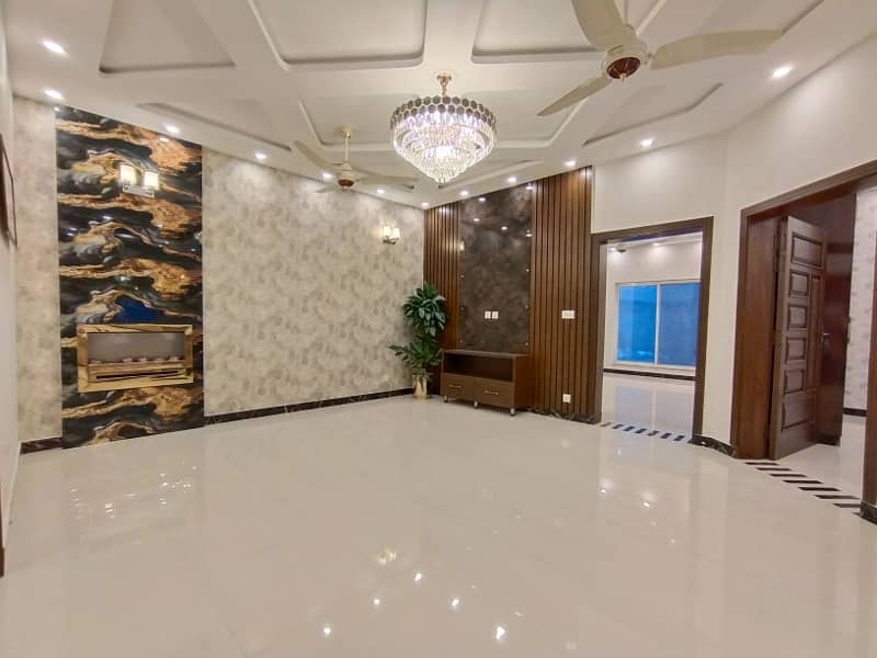 Luxurious Designer 10 Marla Brand New House For Sale In Bahria Town Lahore 25