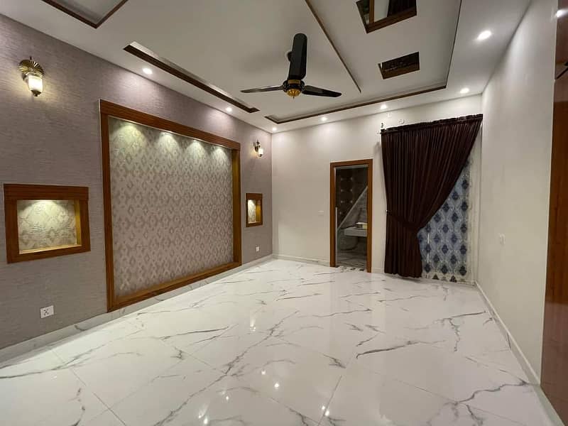 Luxurious Designer 10 Marla Brand New House For Sale In Bahria Town Lahore 5