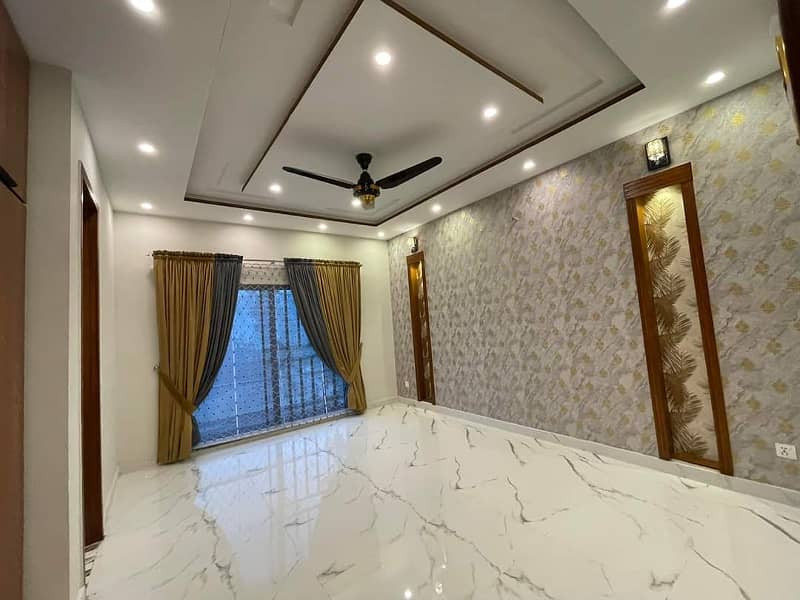 Luxurious Designer 10 Marla Brand New House For Sale In Bahria Town Lahore 12