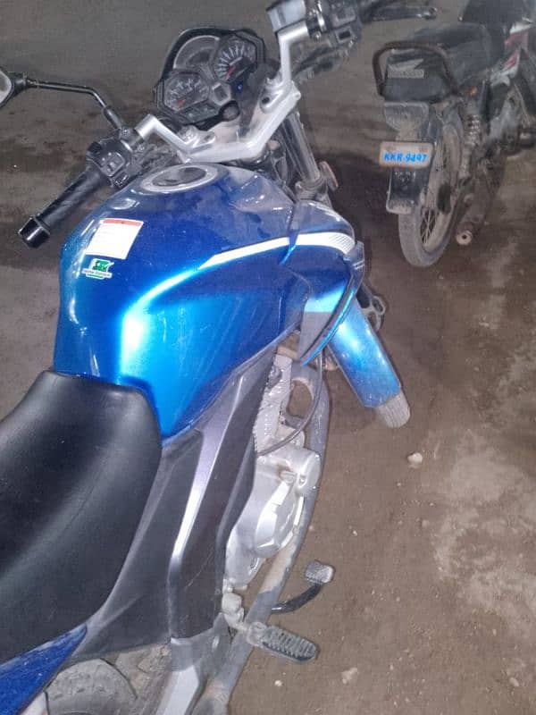 Suzuki gsx 125 3