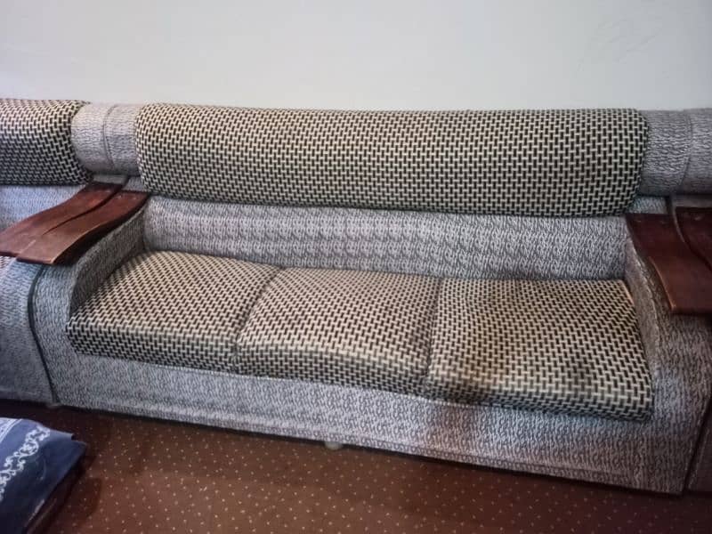 Sofa Set 7 Seater 2