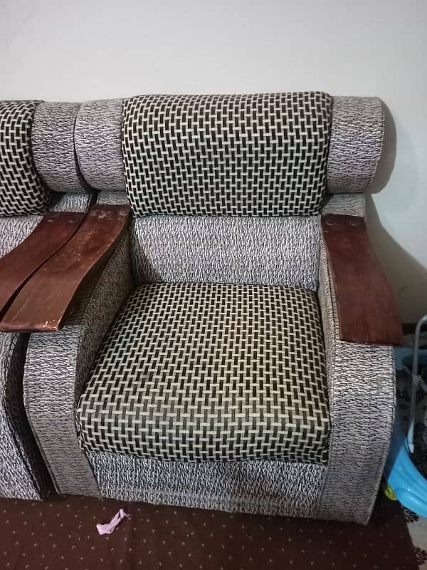 Sofa Set 7 Seater 5