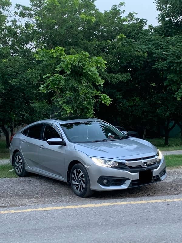 Honda civic for sale 2017 model Ug 2