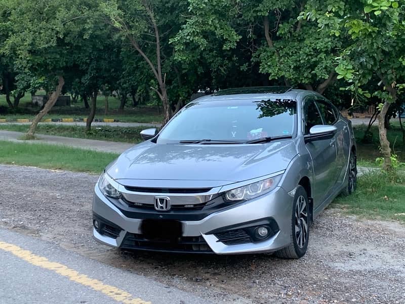 Honda civic for sale 2017 model Ug 5