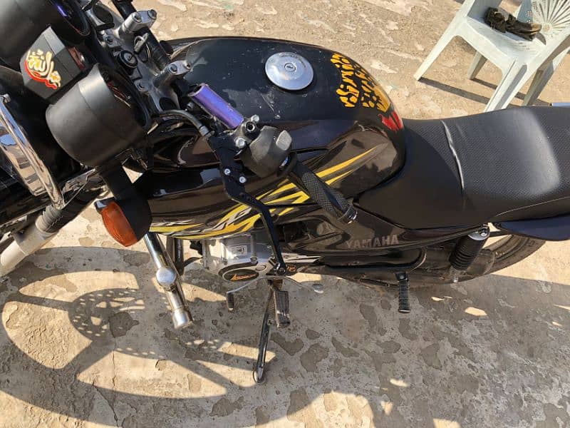 YBR 125 G for sale 2020 19