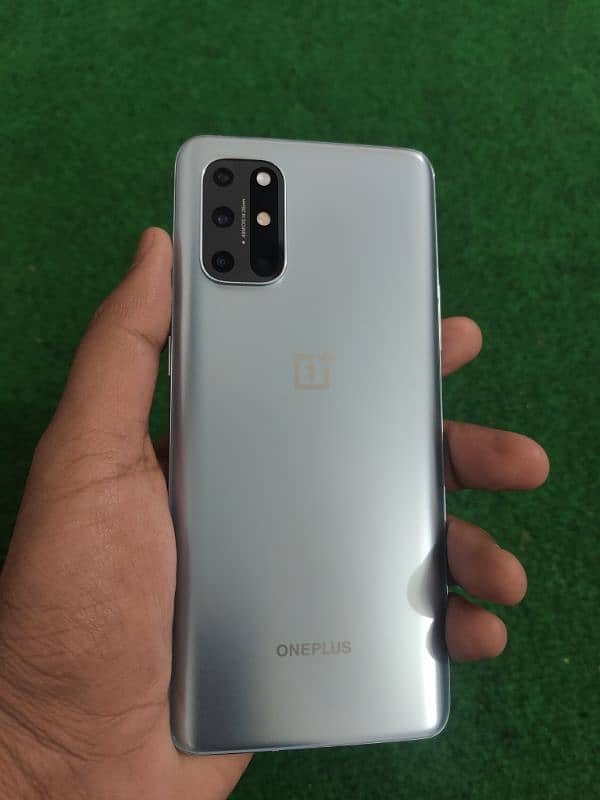 OnePlus 8t 12/256 green line 1