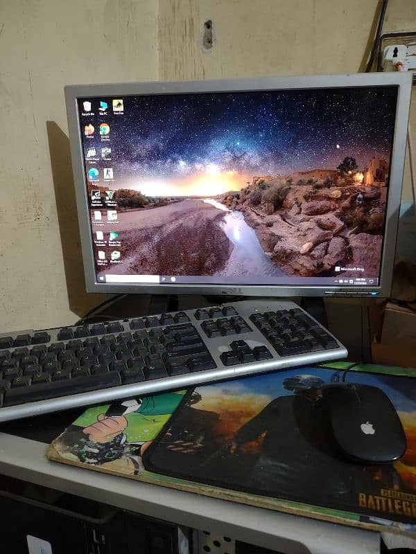 core i5 4th generation With 19 Inch LCD 0