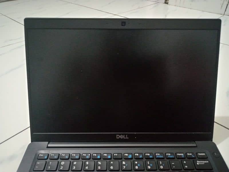 DELL i7 8 GEN LAPTOP 3