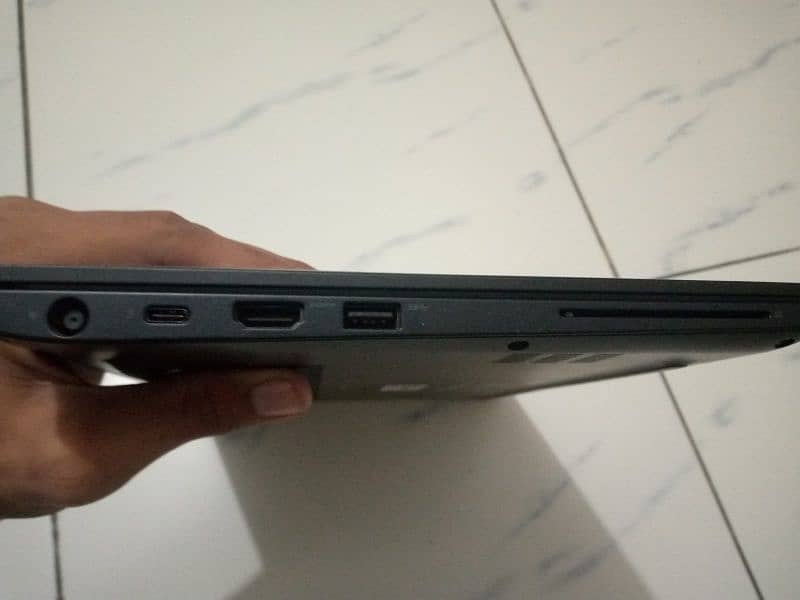 DELL i7 8 GEN LAPTOP 4