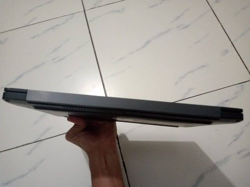 DELL i7 8 GEN LAPTOP 5