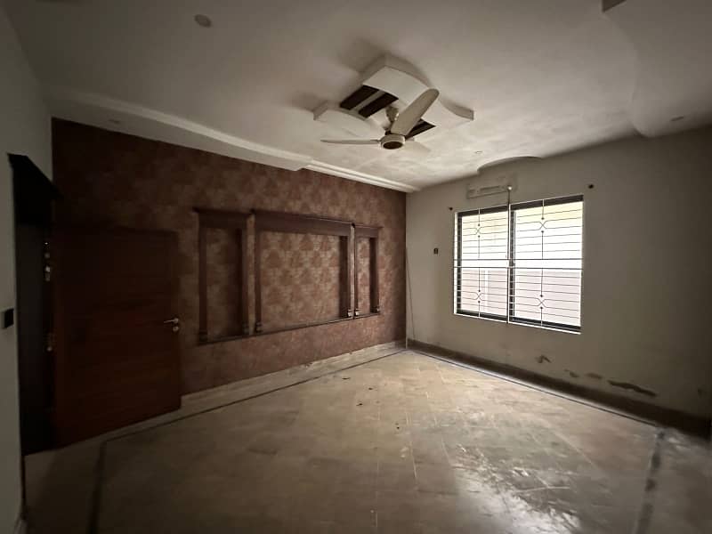 DC colony 1 kanal house for rent 13