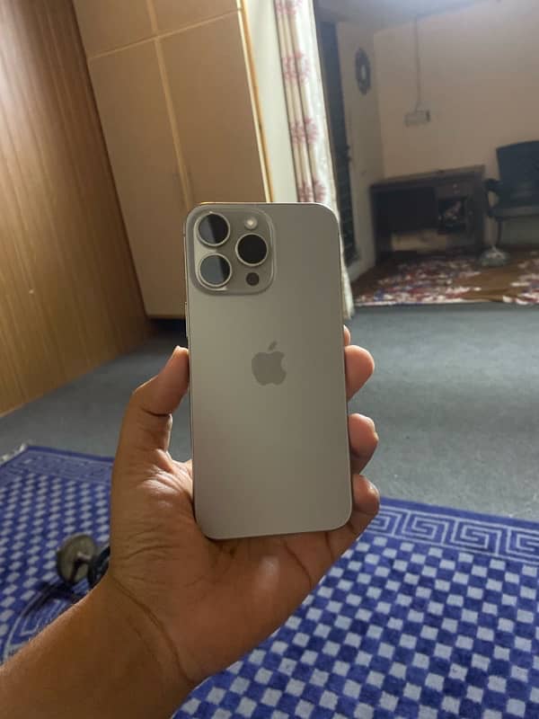 iphone 15 pro max /03164739984 1