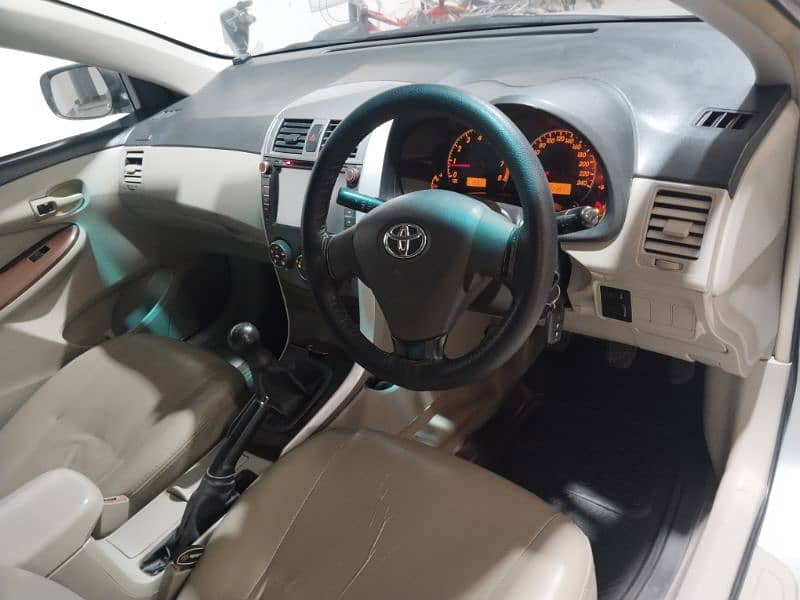 Toyota Corolla GLI 2014 6