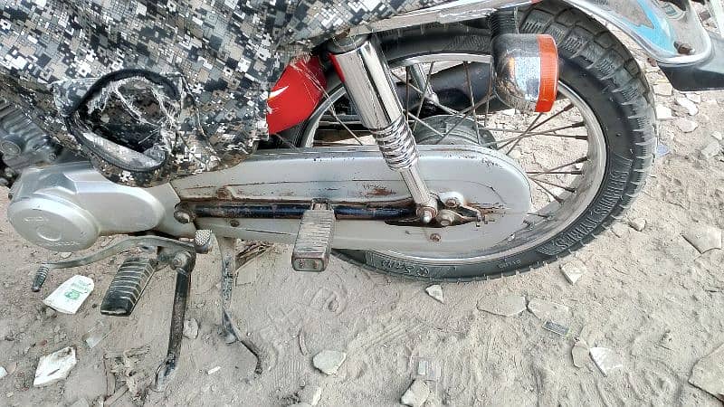 Honda 125 2021 Karachi num 6