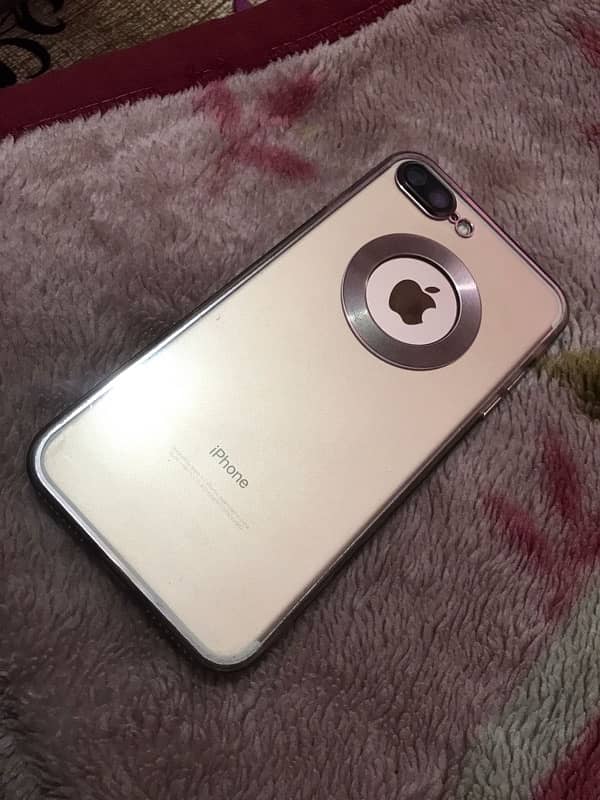 I Phone 7 Plus Rose Golden 128 GB 1