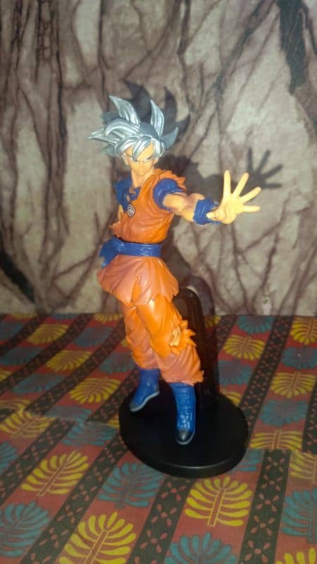 Action figure Goku 1